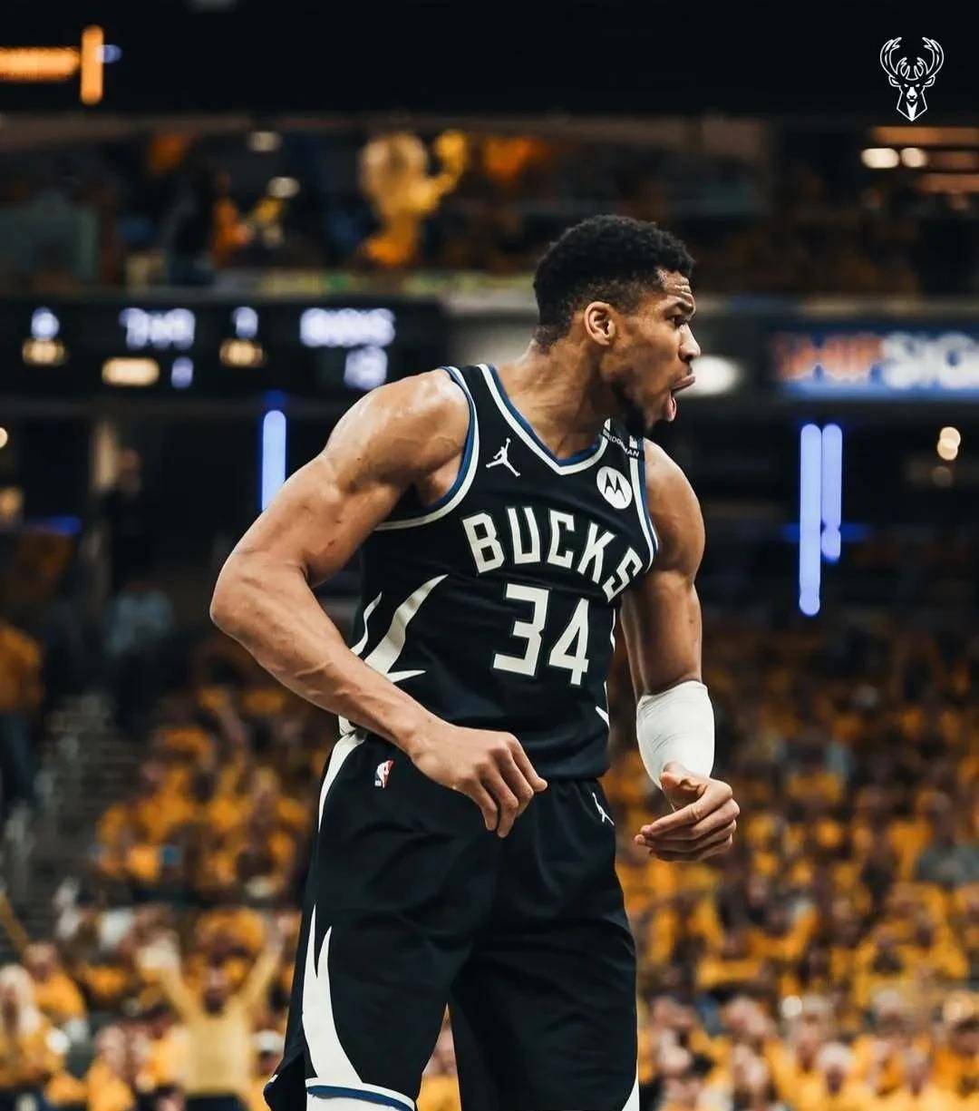 字母哥回归赛场，势不可挡首场状态亮眼，雄鹿观众沸腾！